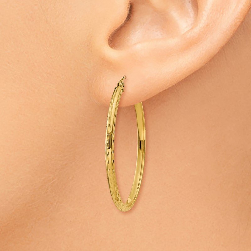 14k Lightweight Diamond-cut Oval Hoop Earrings