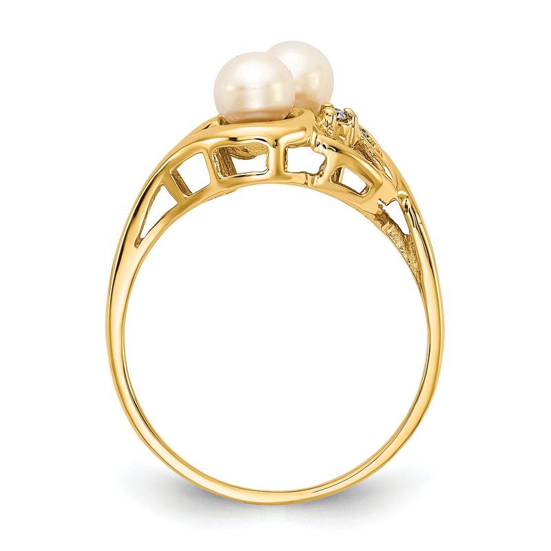 14k 4.5mm FW Cultured Pearl AAA Diamond ring