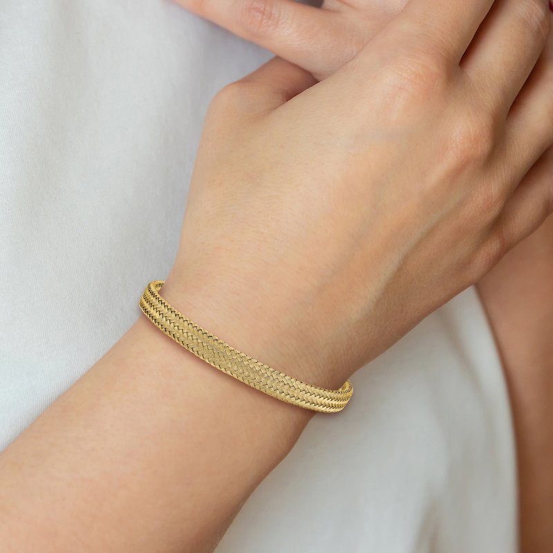 Stainless Steel Polished Yellow IP-plated 6mm Mesh Wire Cuff Bangle