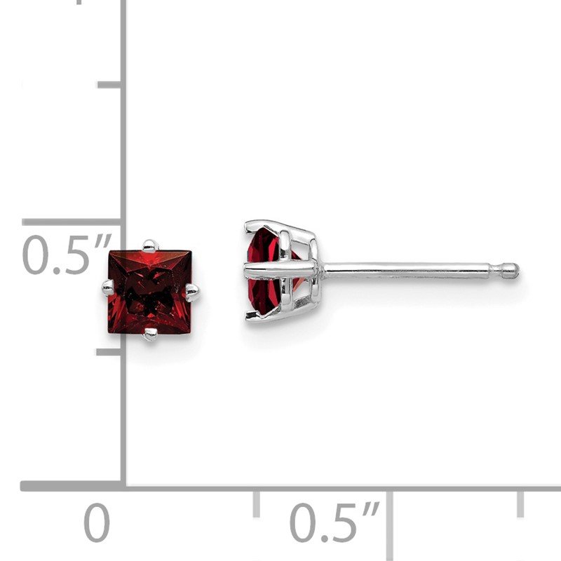 14k White Gold 4mm Princess-cut Garnet Post Earrings