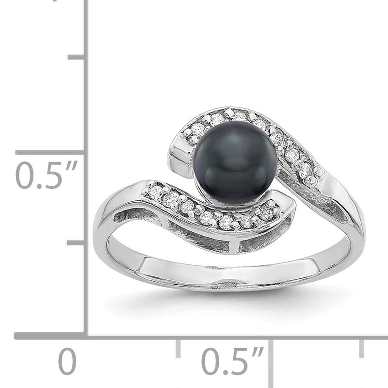 14k White Gold 5.5mm Black FW Cultured Pearl AA Diamond ring