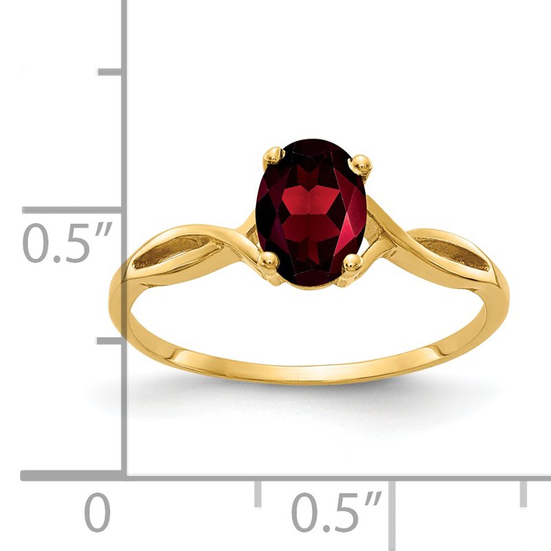 14k 7x5mm Oval Garnet ring