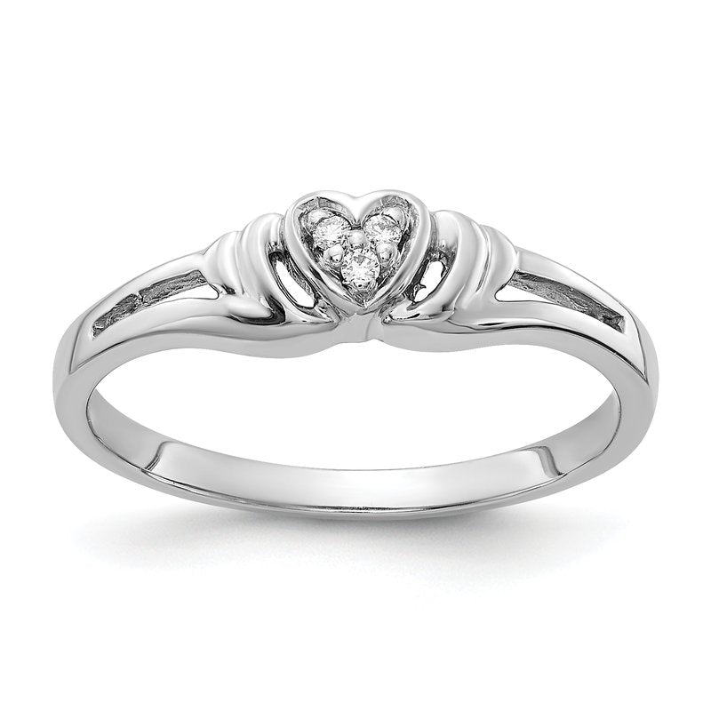 14k White Gold A Diamond heart ring