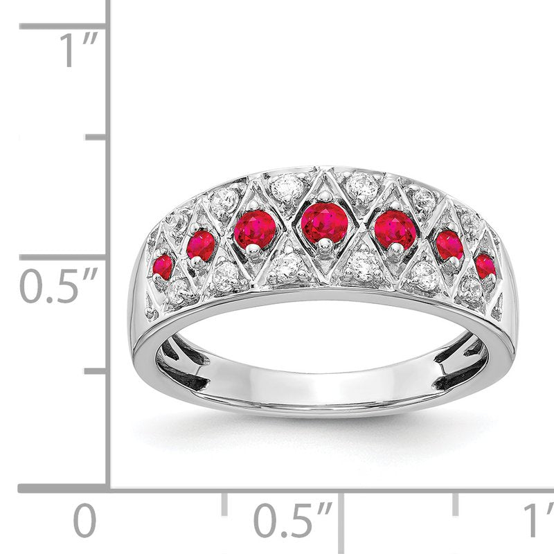 14k White Gold Diamond and Emerald Fancy Ring