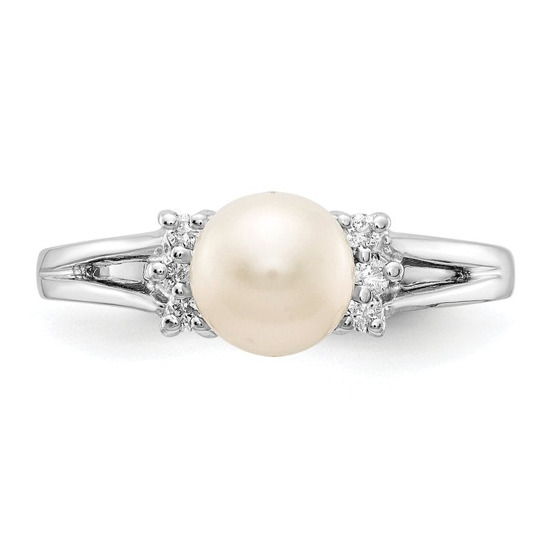 14k White Gold 6mm FW Cultured Pearl AAA Diamond ring