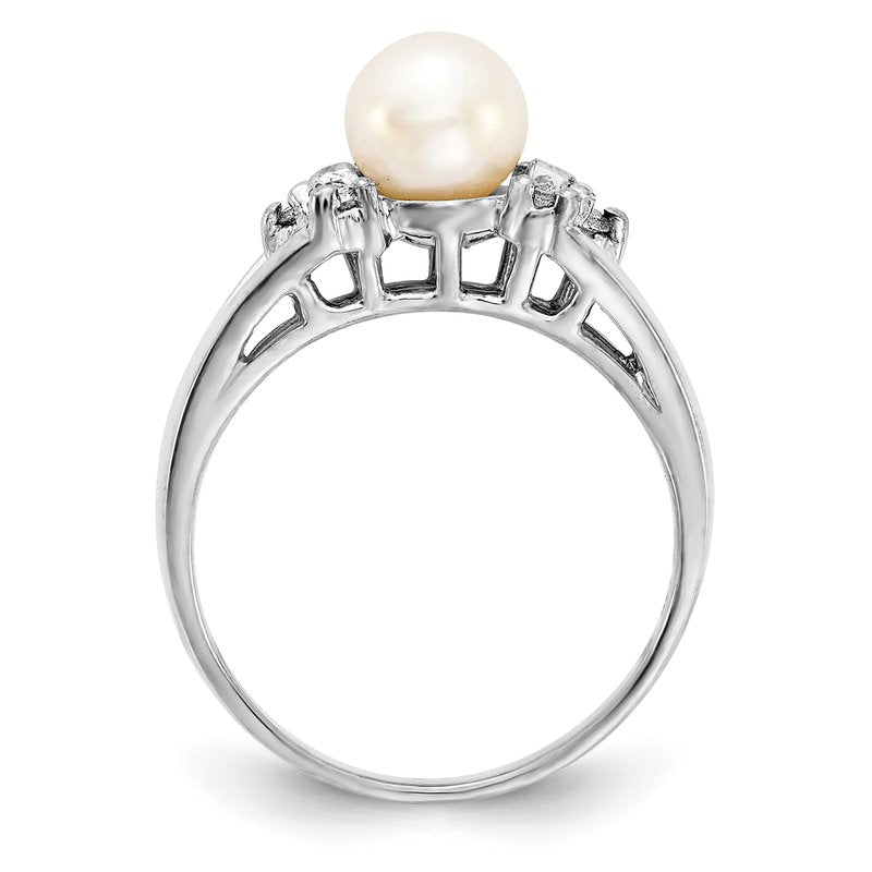 14k White Gold 6mm FW Cultured Pearl VS Diamond ring