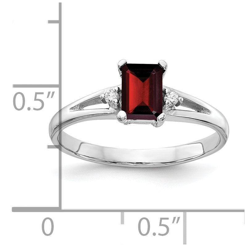 14k White Gold 6x4mm Emerald Cut Garnet VS Diamond ring