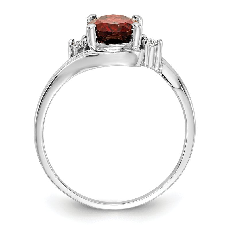 14k White Gold 8x6mm Oval Garnet AAA Diamond ring