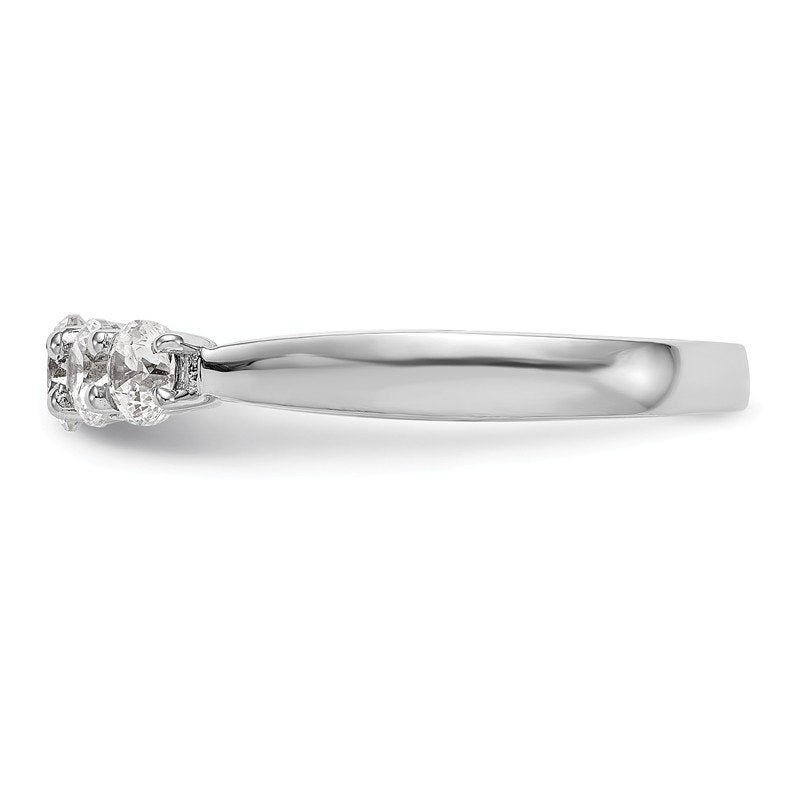14K White Gold 3/4 carat Lab Grown Diamond VS/SI  D E F  5 Stone Ring