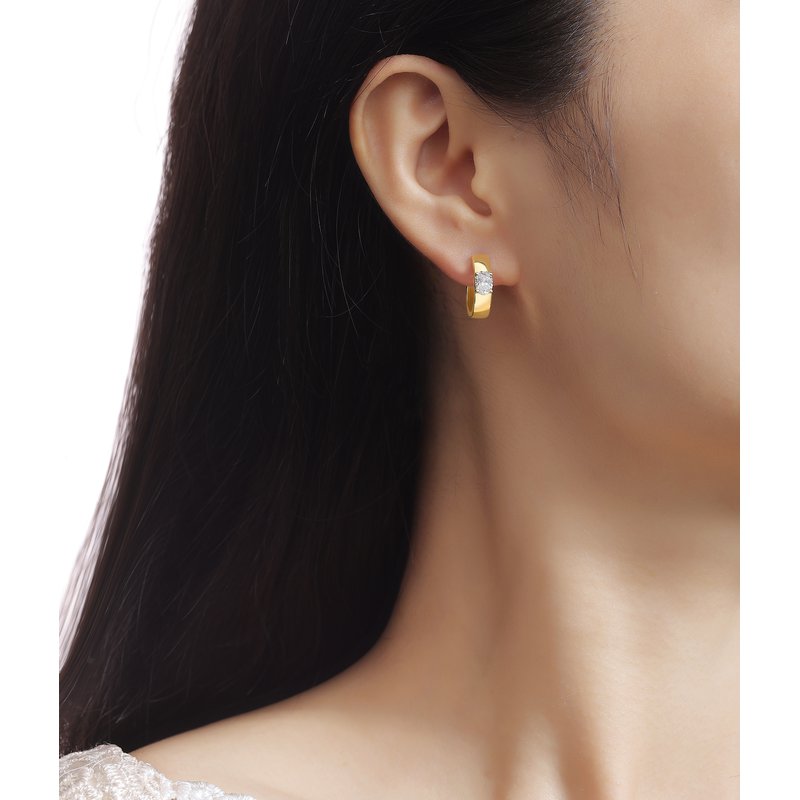 Smiling Rocks 0.69Ct E-F/SI1 Lab Grown Diamond Oval Mini Hoop Earrings