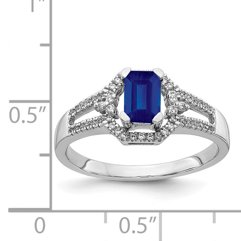 14k White Gold Diamond and Emerald Ring