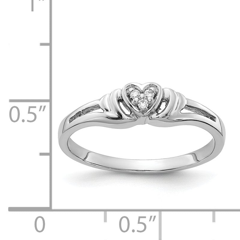 14k White Gold VS Diamond heart ring