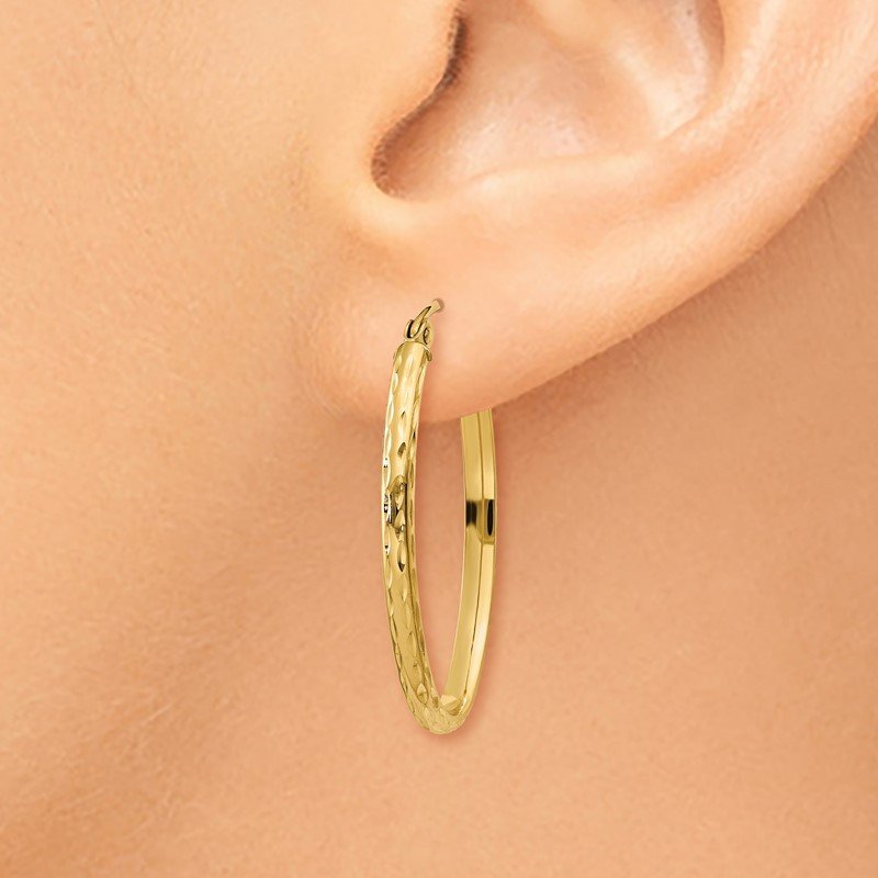 14k Lightweight Diamond-cut Oval Hoop Earrings