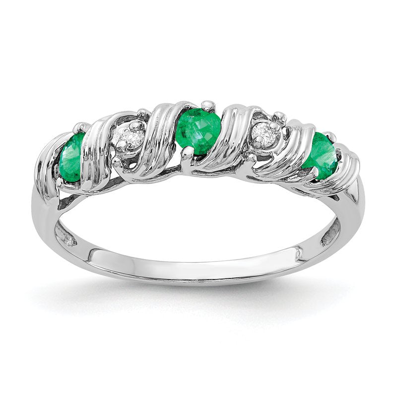 14k White Gold 2.75mm Emerald VS Diamond ring