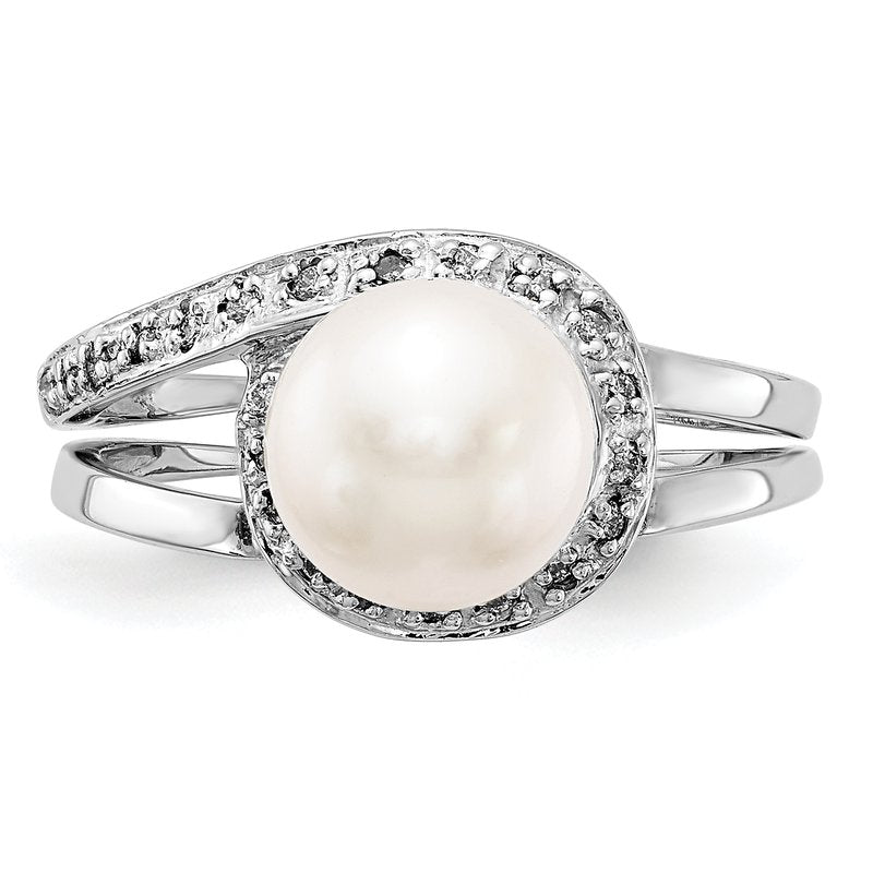14k White Gold 7.5mm FW Cultured Pearl A Diamond ring